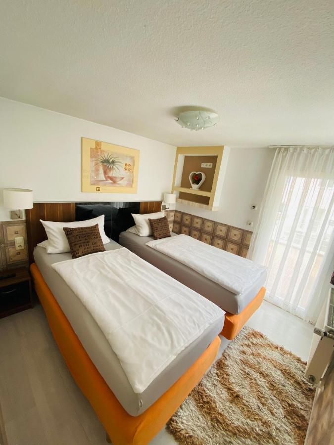 T&K Appartements Bad Homburg vor der Hoehe Luaran gambar