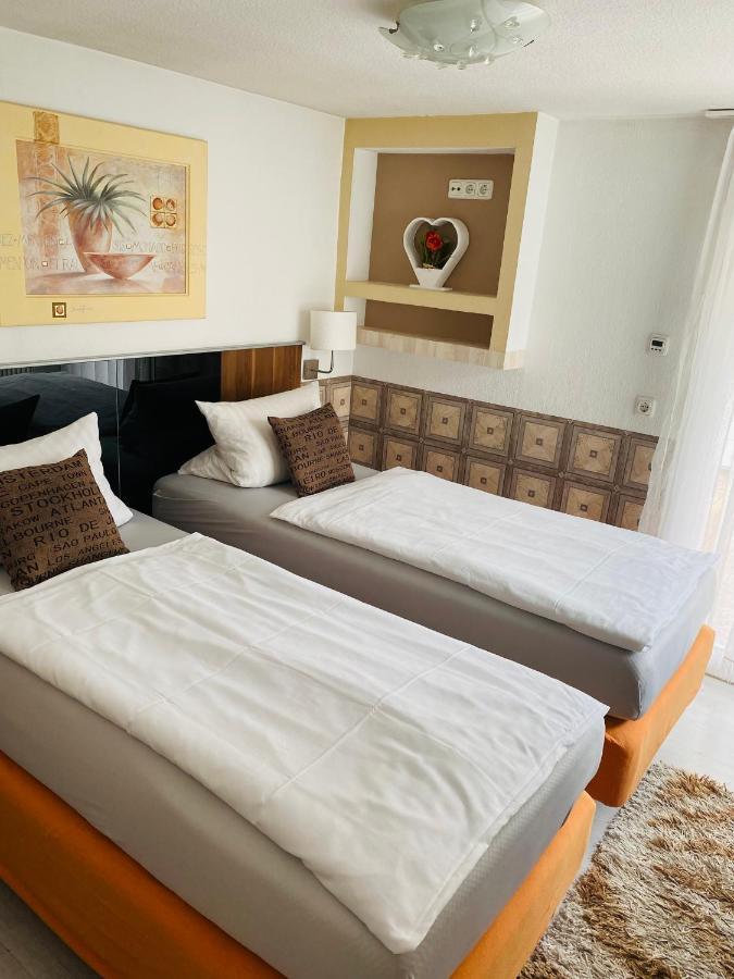 T&K Appartements Bad Homburg vor der Hoehe Luaran gambar