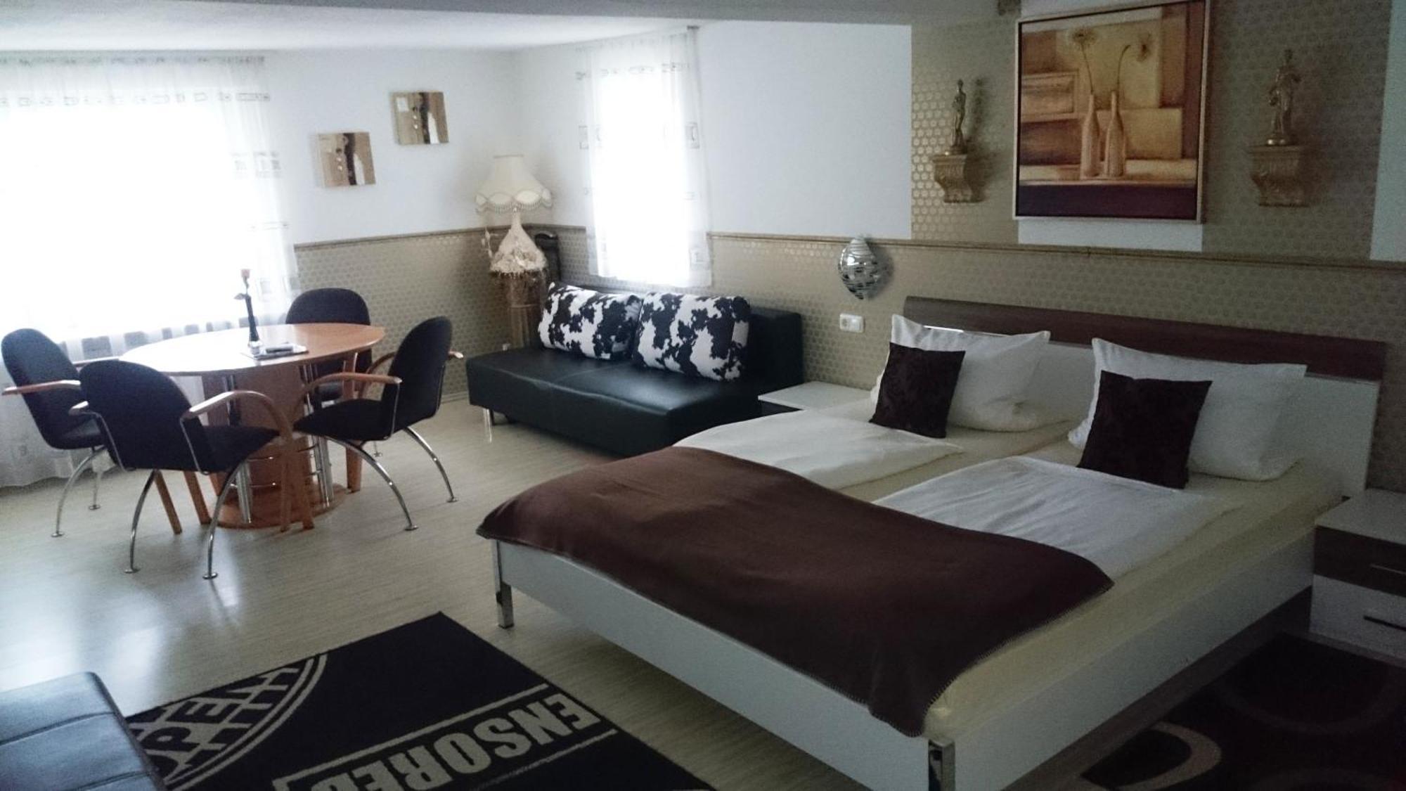 T&K Appartements Bad Homburg vor der Hoehe Luaran gambar