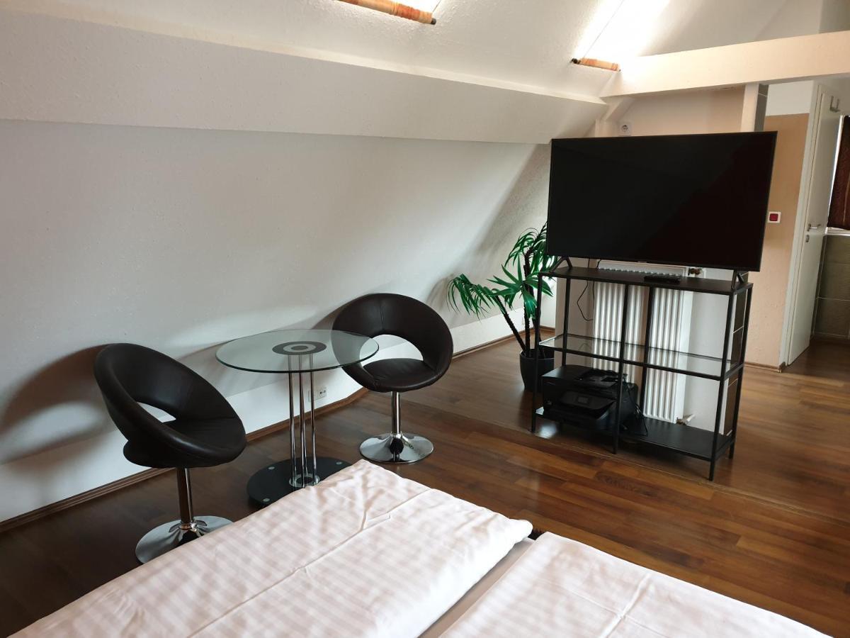 T&K Appartements Bad Homburg vor der Hoehe Luaran gambar